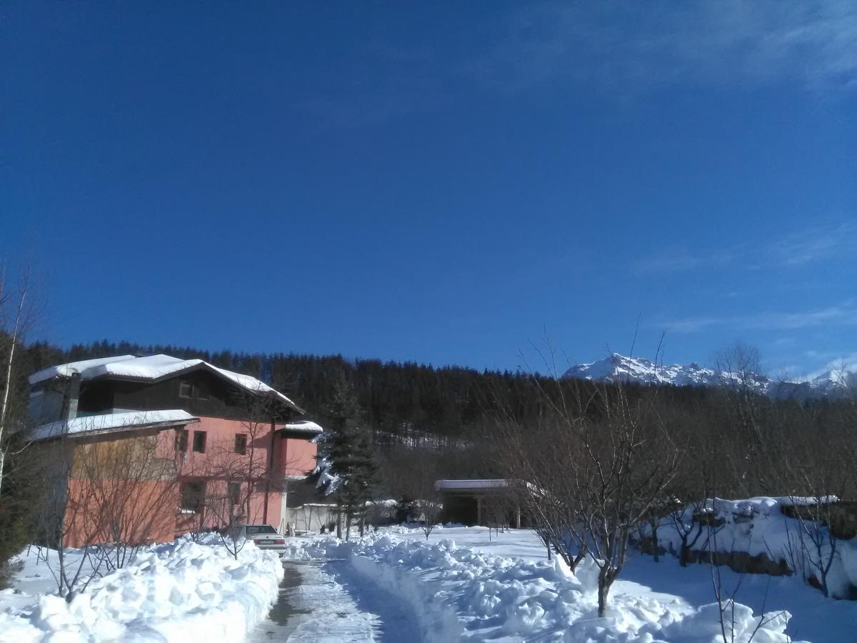 Villa Lilia Aprilzi Exterior foto