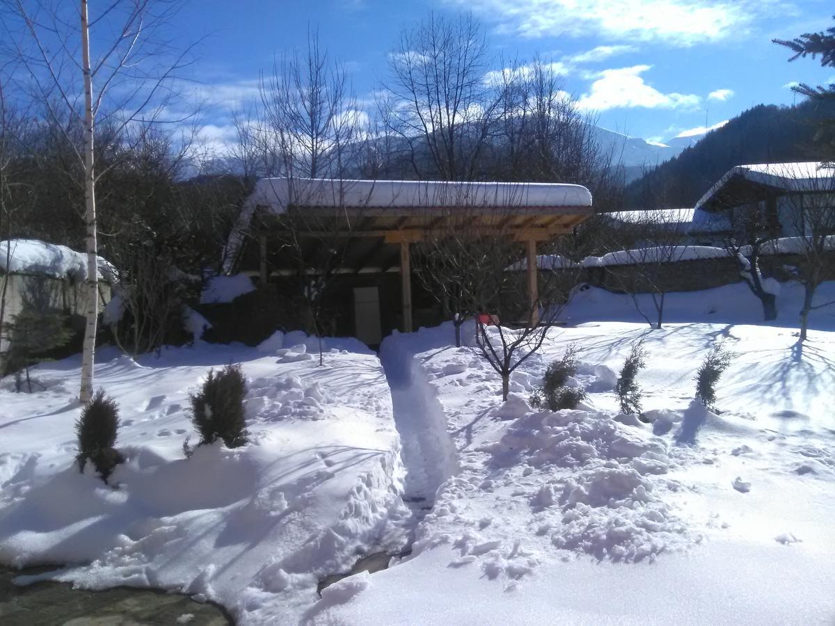 Villa Lilia Aprilzi Exterior foto